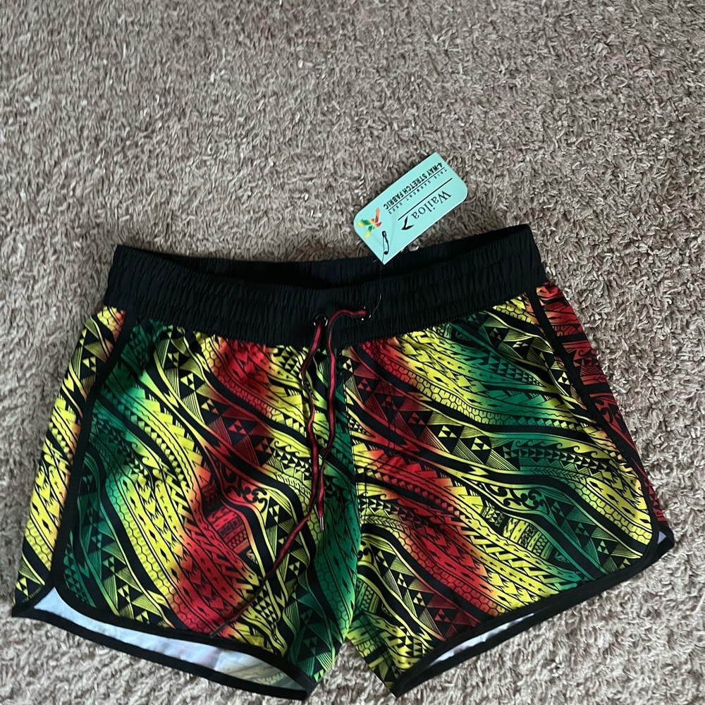 Wailoa board Multicolor Tribal Print Shorts. NWT
